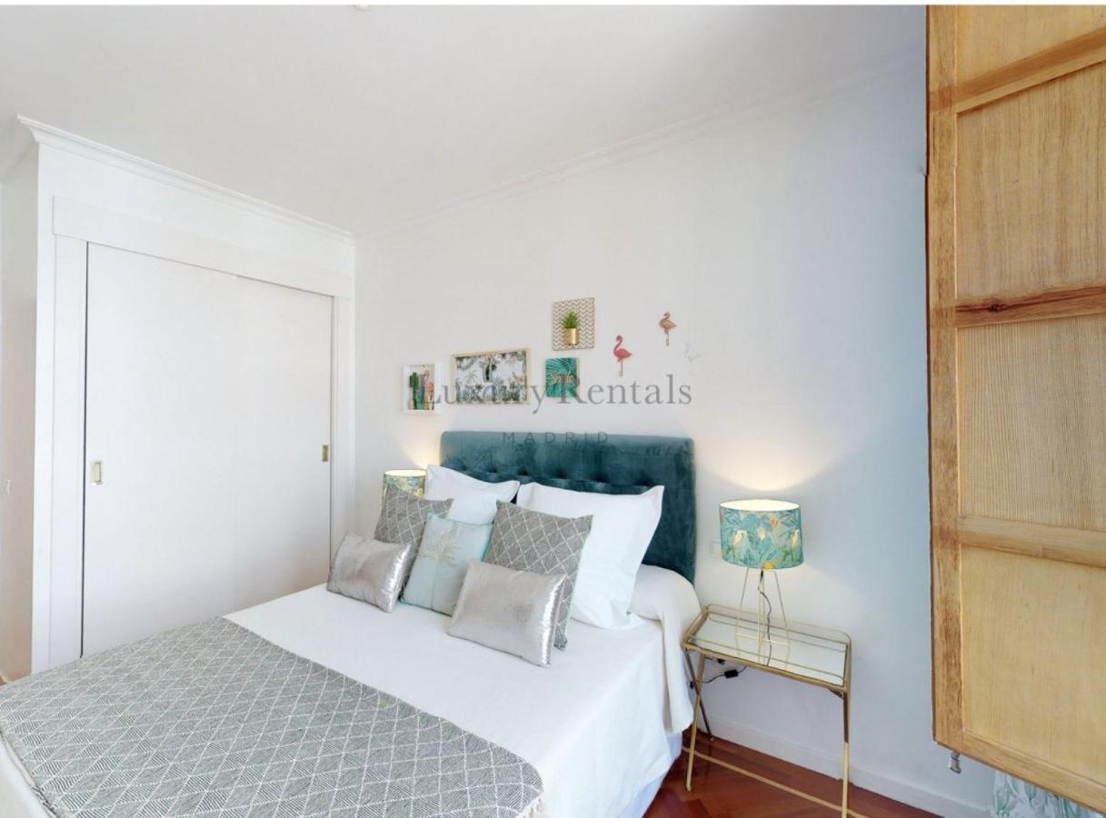 Apartamento San Jeronimo I Madrid Exterior foto