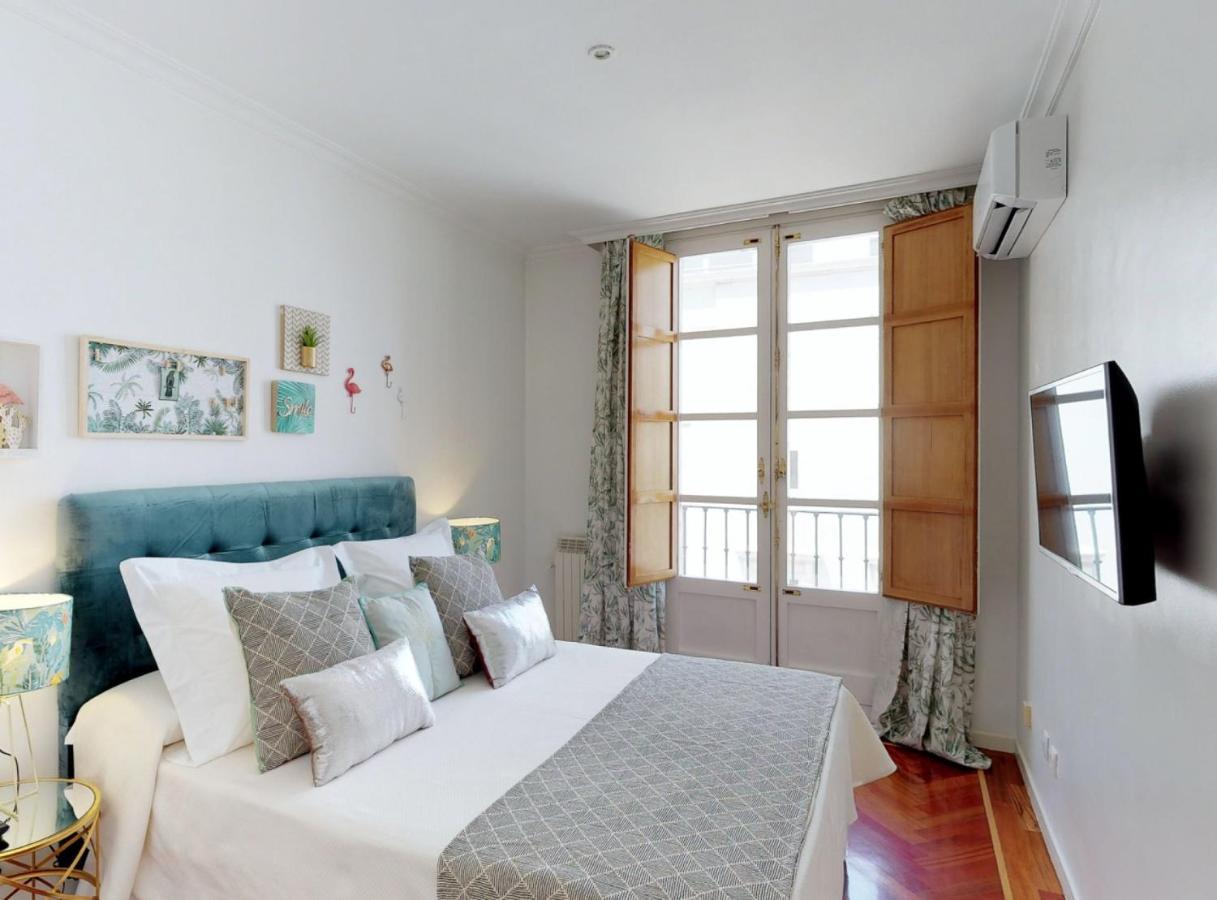 Apartamento San Jeronimo I Madrid Habitación foto
